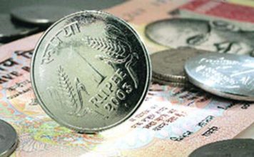 सबसे तेजी से उभरती अर्थव्यवस्था का तमगा छिन गया भारत से