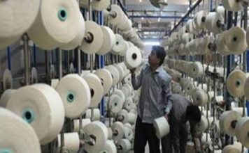 मजदूरों के गुजरात से पलायन के लिए कौन जिम्मेवार ?